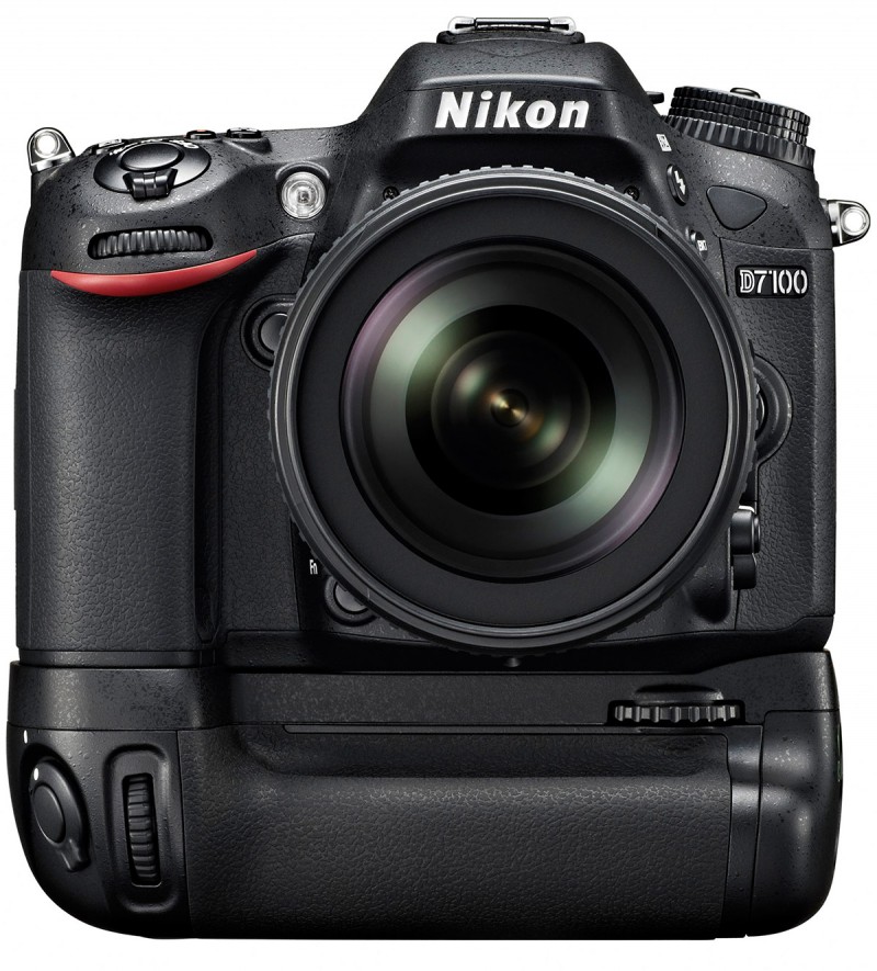 Nikon-D7100-with-MB-D15-Battery-Grip-front