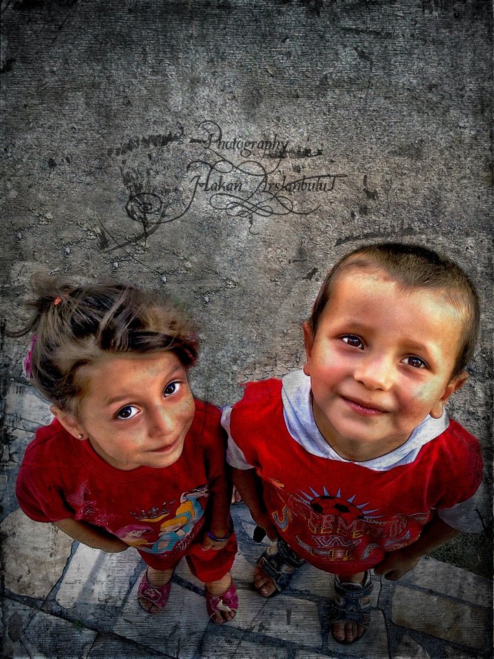 Mahsun bir bakış…
